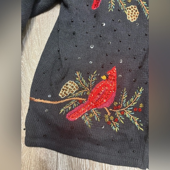Christmas collection Black Cardigan with Red Bird Embroidery - Picture 2 of 12